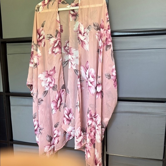 Floral Sheer Duster - Picture 3 of 4
